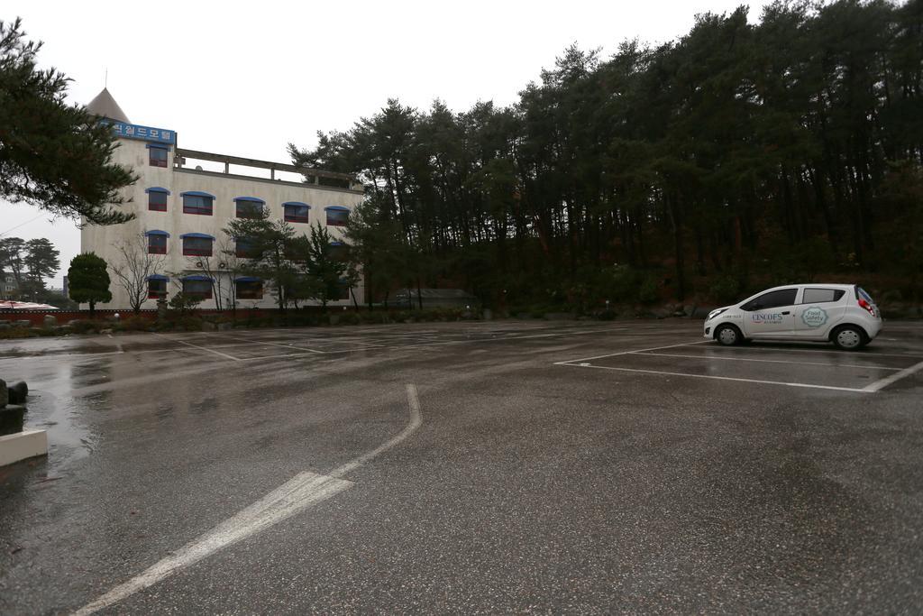 MGM Hotel Gangneung Buitenkant foto
