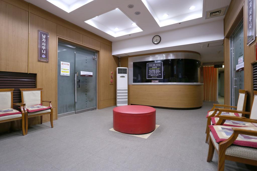MGM Hotel Gangneung Buitenkant foto