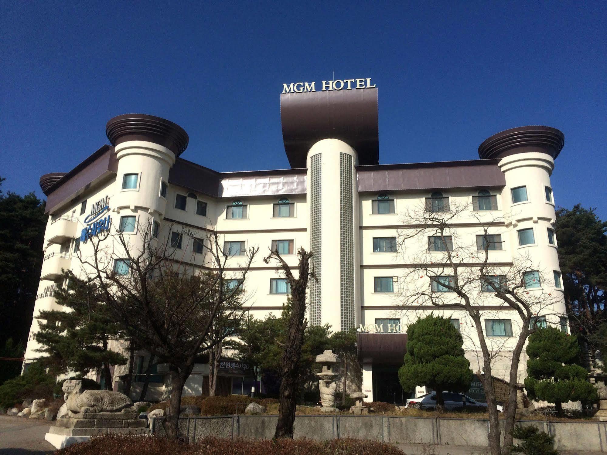 MGM Hotel Gangneung Buitenkant foto