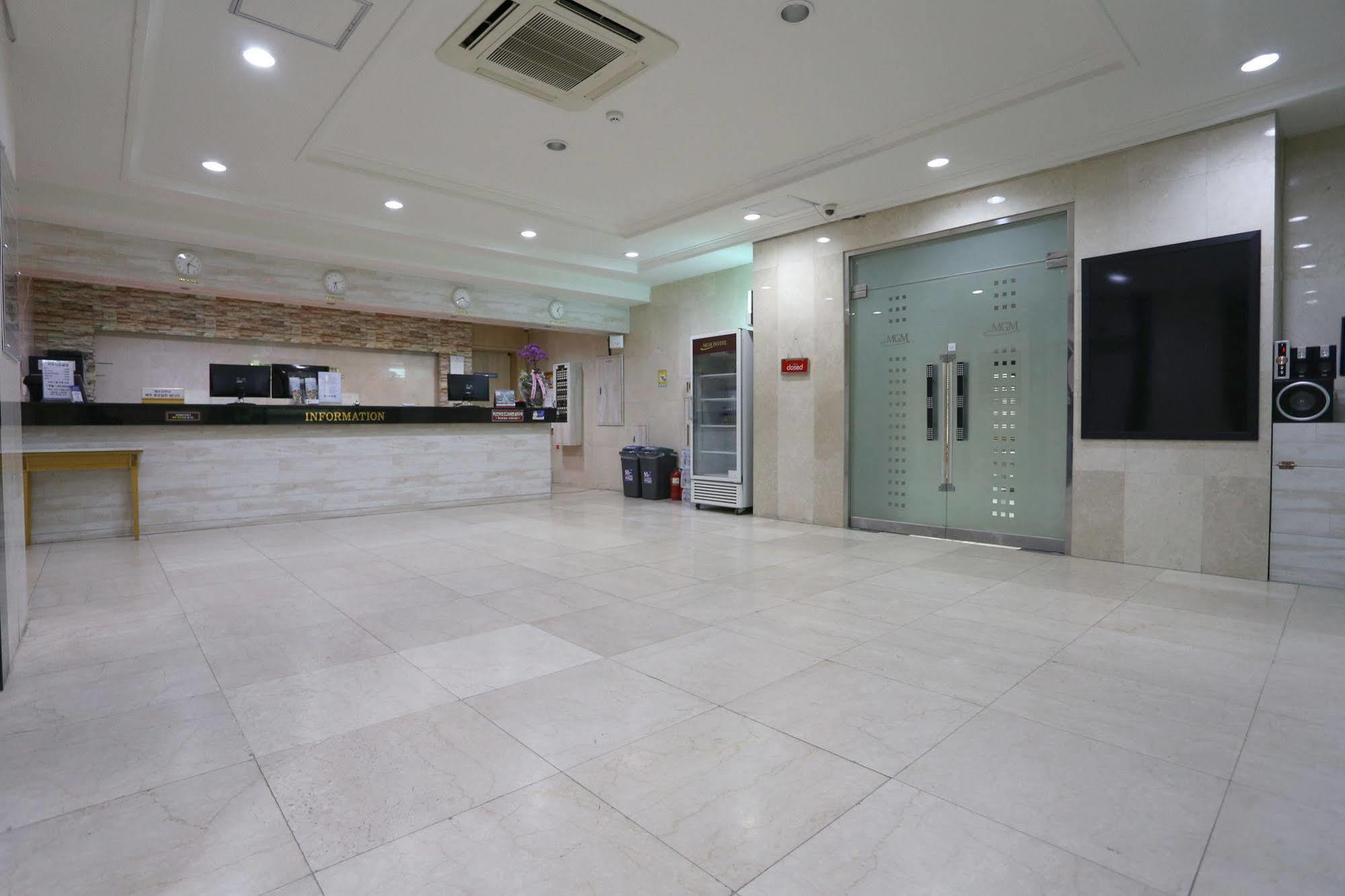 MGM Hotel Gangneung Buitenkant foto